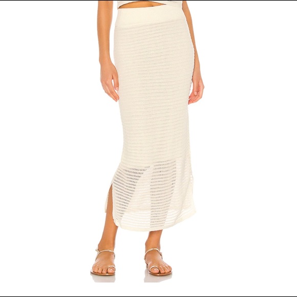 Callahan Dresses & Skirts - X REVOLVE Genny Skirt in Cream
Callahan  MEDIUM